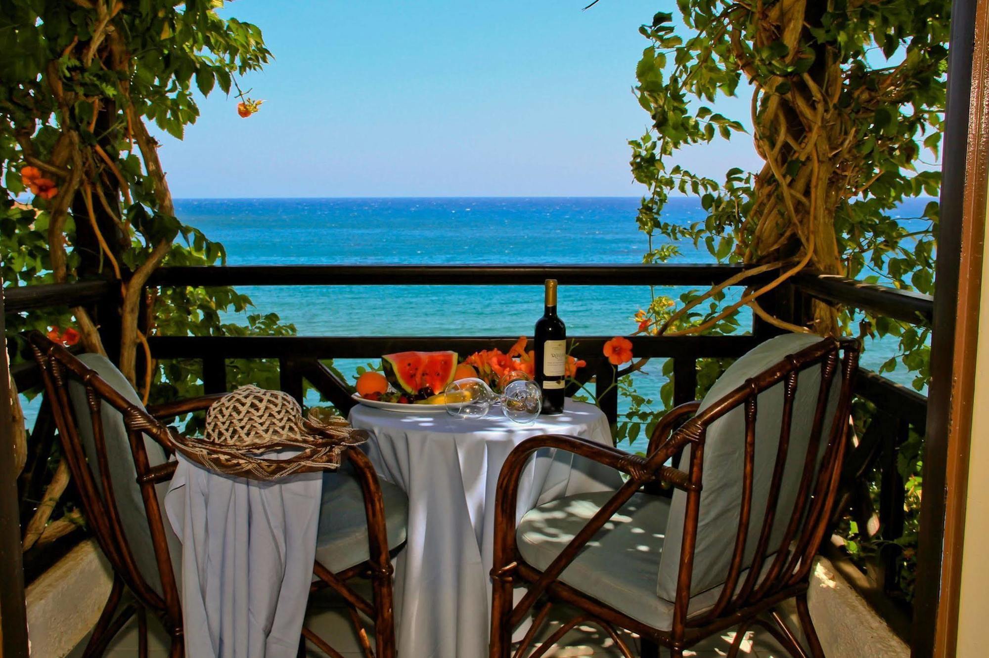 Azure Mare Hotel Hersonissos  Ngoại thất bức ảnh